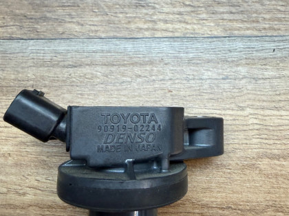 Катушка зажигания ACV40