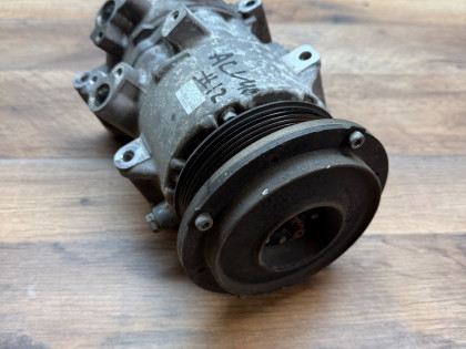 Компрессор кондиционера ACV40