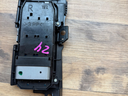 Блок управления стеклоподъемниками RE4