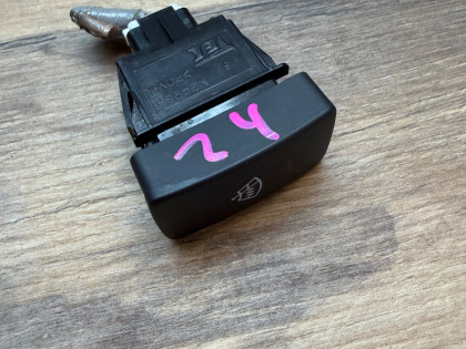 Кнопка обогрева стекла RE4