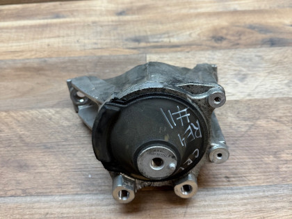 Подушка двс правая RE4