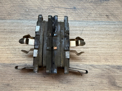 Колодки тормозные задние RE4