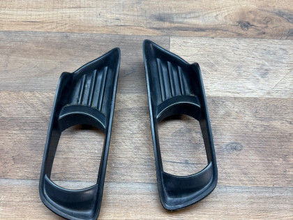 накладка противотуманной фары ACV40