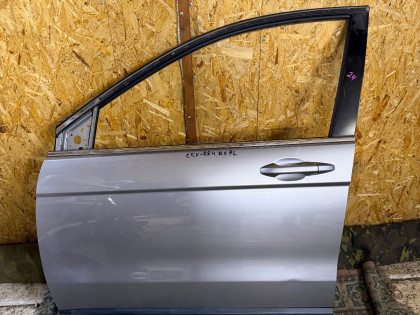 Дверь передняя левая RE4