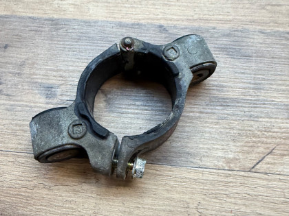 КРЕПЛЕНИЕ РУЛЕВОЙ РЕЙКИ CF3