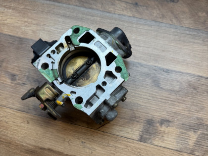 Дроссельная заслонка CF3