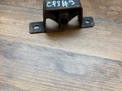 подушка приемной трубы CF3