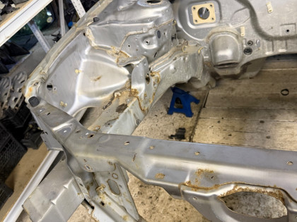 передняя часть CF3