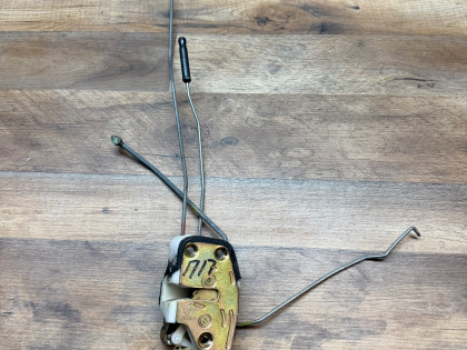 Замок двери передний правый CF3