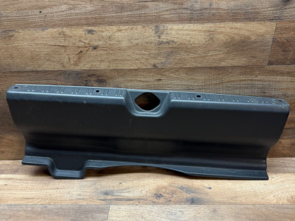 НАКЛАДКА ЗАМКА БАГАЖНИКА CF3