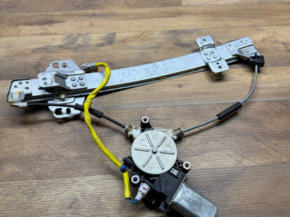 Стеклоподъёмник задний левый