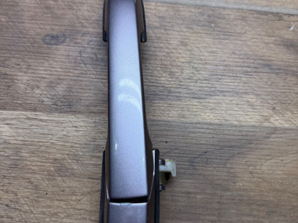 Ручка двери передняя левая