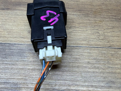 Кнопка A/t power SUZUKI 2002