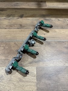 форсунки Комплект с распила 23250-21020 TOYOTA PORTE