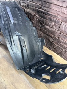 Подкрылок передний правый HONDA LEGEND KB2 2012