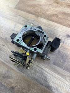 Дроссельная заслонка 136200-2040 HONDA ODYSSEY