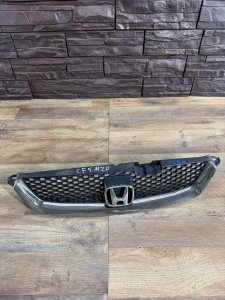 Решетка радиатора HONDA ACCORD