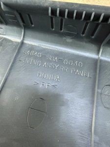 Накладка замка багажника HONDA TORNEO OEM 34630S0A0030 CF4 1998