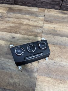 Блок климат контроля MAZDA AXELA