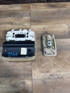 плафон салона ПОДОЧЕЧНИК пара TOYOTA CAMRY ACV30 2004