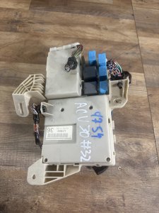 Блок предохранителей TOYOTA CAMRY ACV30 2004