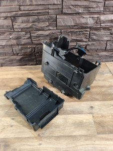 кожух аккумулятора MAZDA AXELA BK5P 2007