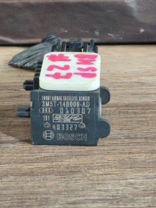 датчик удара 3M5T14B006AD MAZDA AXELA