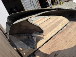 ПОРОГ КУЗОВНОЙ правый MAZDA AXELA BK5P 2007