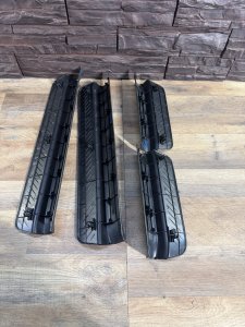 Накладки на пороги комплект B32H665G0B MAZDA AXELA