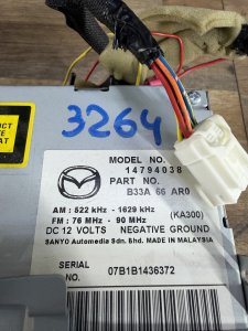 Магнитофон MAZDA AXELA