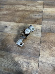Рулевой карданчик ВЕРХНИЙ TOYOTA CAMRY ACV30 2002