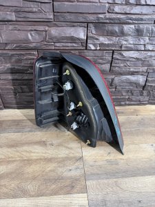 Фонарь задний правый HONDA ODYSSEY RA6 RA7 RA8 RA9 2000
