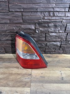 Фонарь задний левый HONDA ODYSSEY RA6 RA7 RA8 RA9 2000