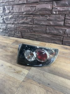 Фонарь задний правый MAZDA AXELA