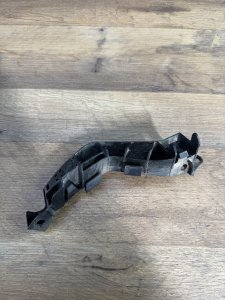 Крепление заднего бампера правое HONDA ACCORD
