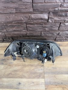 Фара левая HONDA MDX YD1 2004