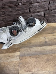 Фара левая TOYOTA CAMRY ACV30 2002