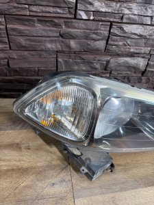 Фара правая HONDA TORNEO CF3 CF4 CF5 CL1 CL3 1999