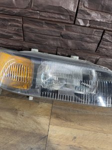 Фара правая HONDA RAFAGA CE4 1994