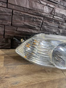 Фара правая HONDA ODYSSEY RA6 RA7 RA8 RA9 2000