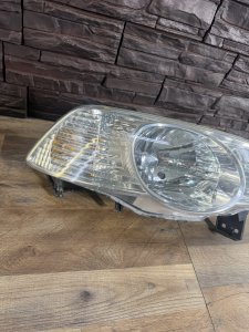 Фара правая HONDA ODYSSEY RA6 RA7 RA8 RA9 2000