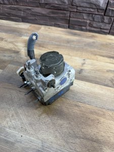 Блок ABS TOYOTA CAMRY OEM 4451033090 ACV30 2002
