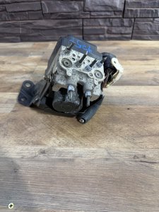 Блок ABS TOYOTA CAMRY ACV30 2004