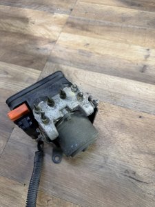 Блок ABS HONDA ODYSSEY RA6 RA7 RA8 RA9 2000