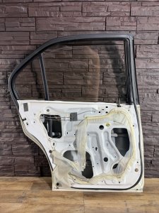 Дверь задняя левая HONDA RAFAGA CE4 1994