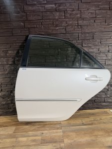 Дверь задняя левая TOYOTA CAMRY