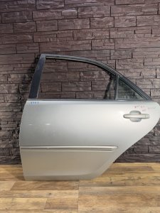 Дверь задняя левая TOYOTA CAMRY