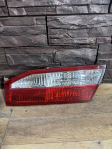 Фонарь задний в крышку багажника рест HONDA TORNEO CF3 CF4 CF5 CL1 CL3 2000
