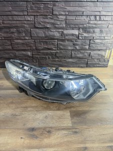 Фара правая HONDA ACCORD