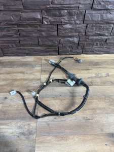 Проводка двери передней правой HONDA STREAM